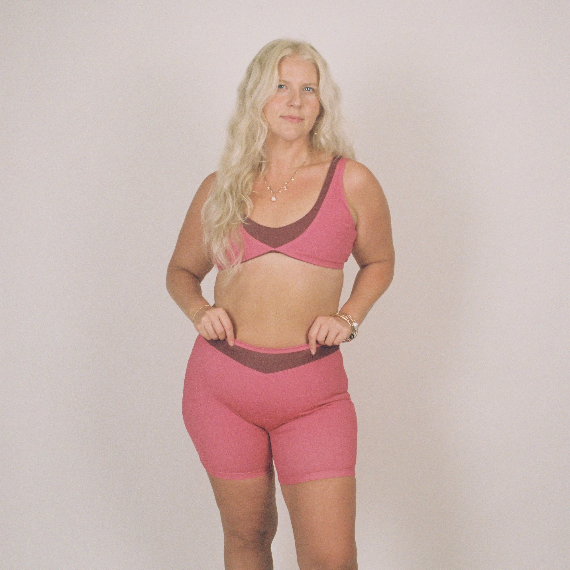 Chi Short - Berry PRESALE